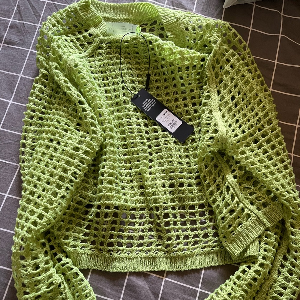 Fashion Nova cover up top